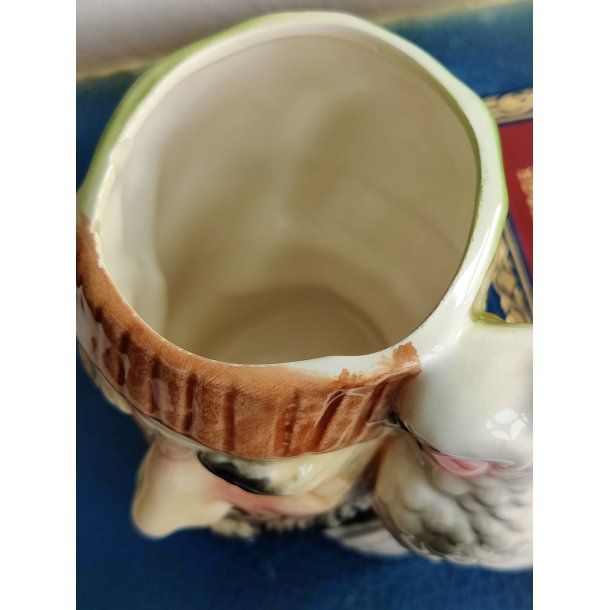 Pirat med papeg�je, vintage fajancekop 