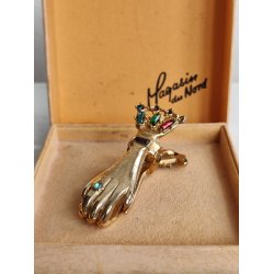 Gyldne h�nder klips med farvede sten