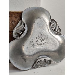 Lille sk�nvirke tinfad til m�nter, smykker eller visitkort