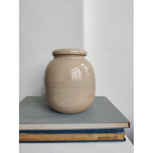 Amerikansk tobakskrukke, Hiawatha Tobacco Works, Detroit Michigan