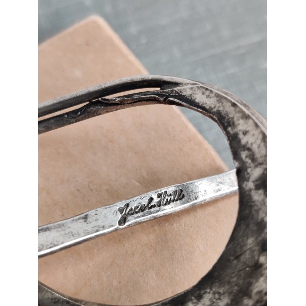 Fors�lvet unika h�rsp�nde, Jakob Hull