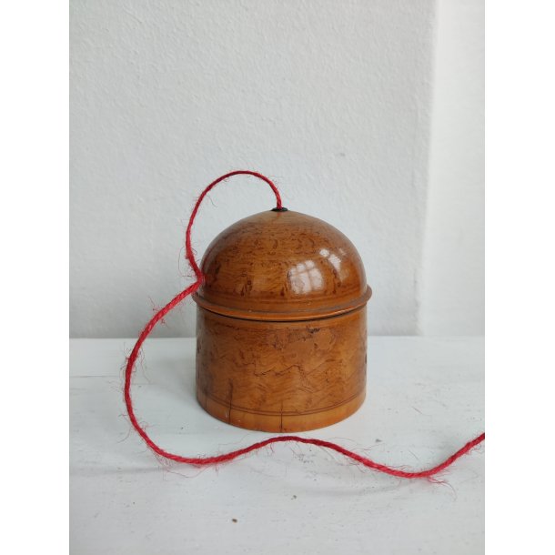 Gammel �ske til snor