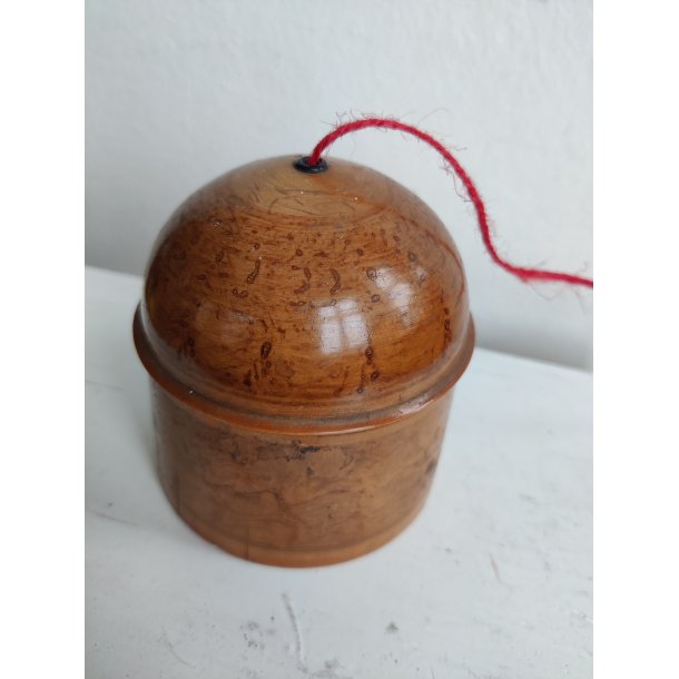 Gammel �ske til snor