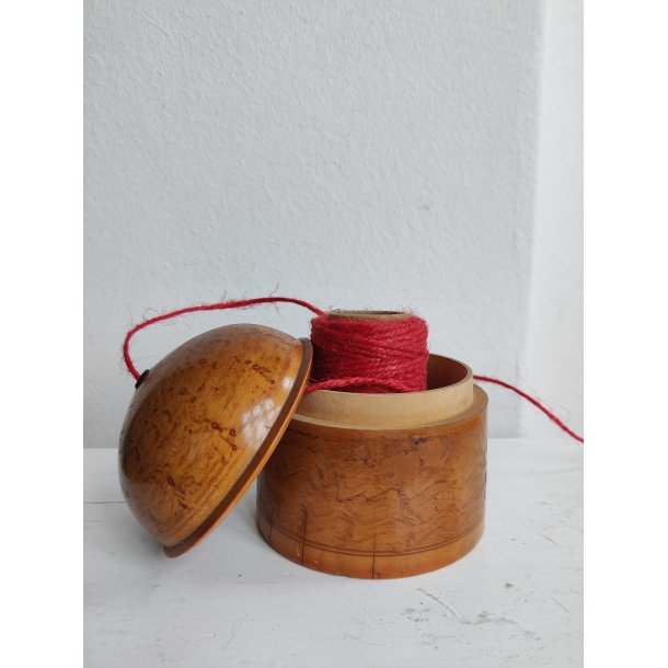 Gammel �ske til snor