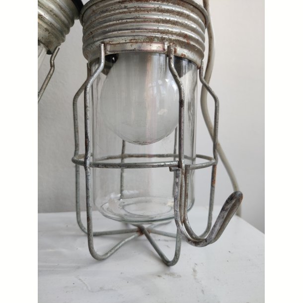 Vintage v�rkstedslampe, bred