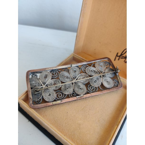 Vintage filigran broche med koral og turkis