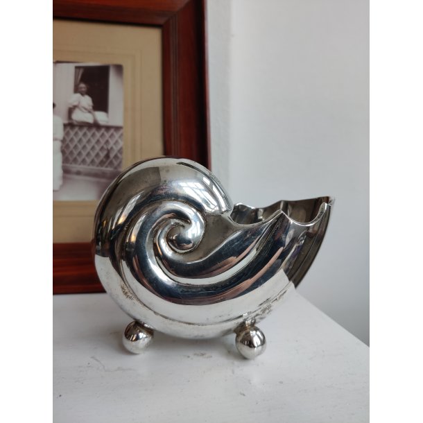 Nautilus sk�l, Royal Sheffield ske-varmer