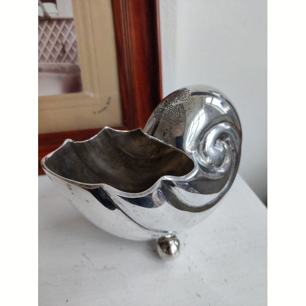 Nautilus sk�l, Royal Sheffield ske-varmer
