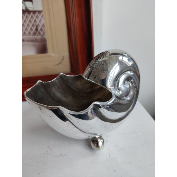 Nautilus sk�l, Royal Sheffield ske-varmer