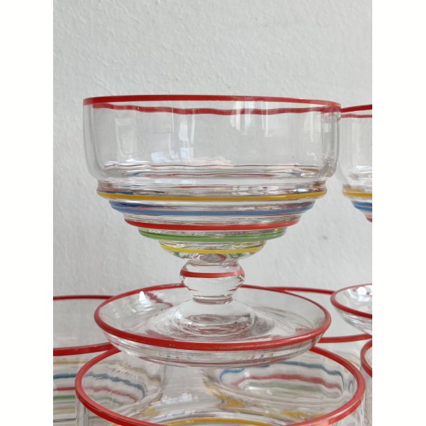7 farverige glas dessertsk�le, 1930-1950