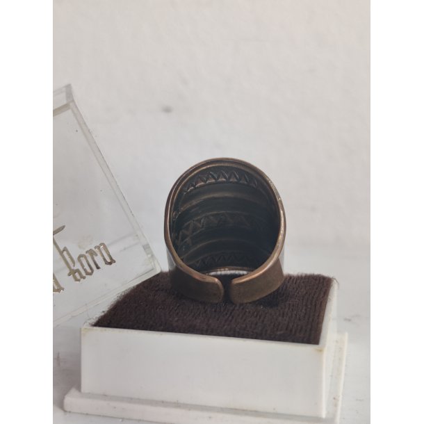 Finsk bronzering fra Kalevala Koru i org. �ske