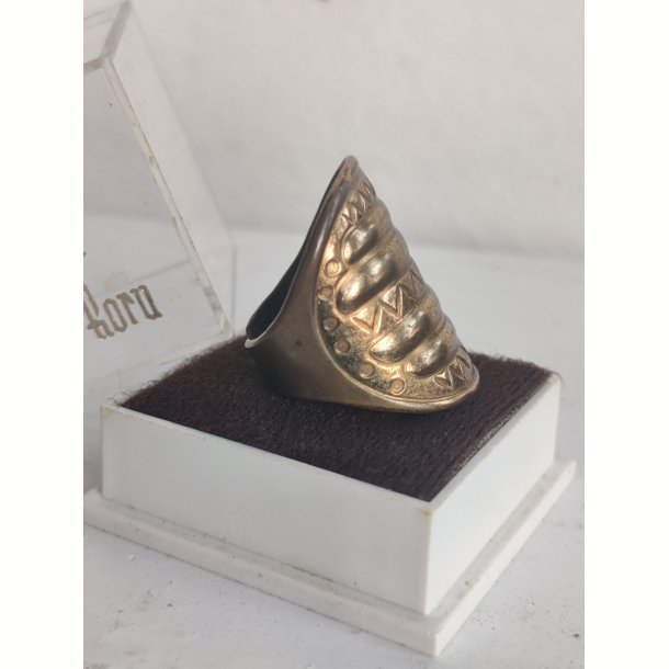 Finsk bronzering fra Kalevala Koru i org. �ske
