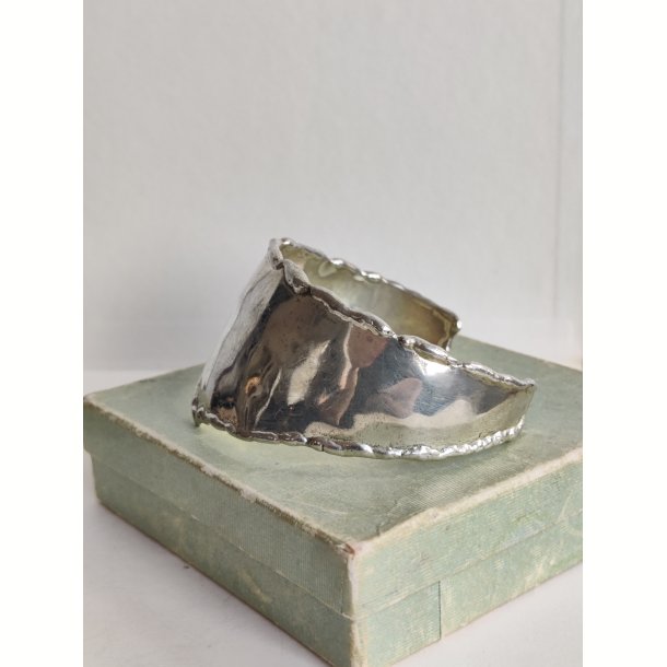 Fors�lvet armring, Smykkesmeden 1970'erne