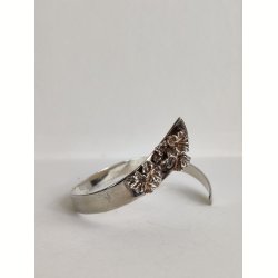 �ben armring i s�lv med blade