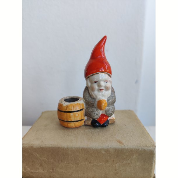 Gammel nisse kertestage, import