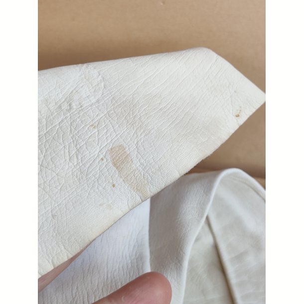 Lange hvide vintage skindhandsker med perleknapper