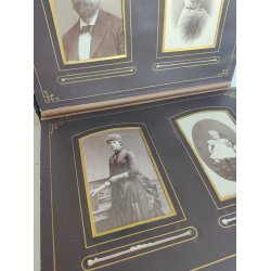 Antikt l�derindbundet fotoalbum