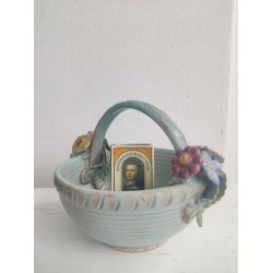 Keramiksk�l med blomsterfigurer, 1948-1956