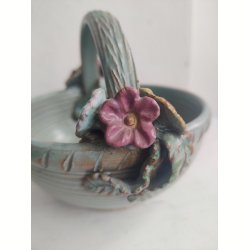 Keramiksk�l med blomsterfigurer, 1948-1956
