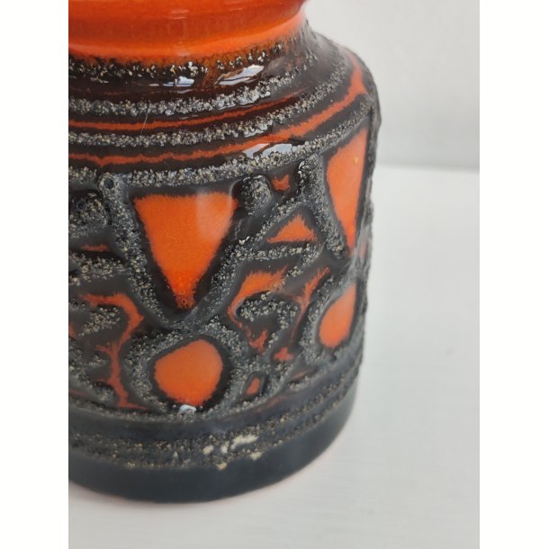 WG vase i orange og sort, fat lava