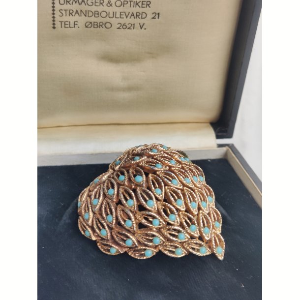 Gylden 1960'er broche med turkise miniperler